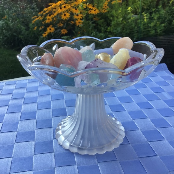 Mikasa Garden Terrace Footed Bon Bon - Picture 1 of 10